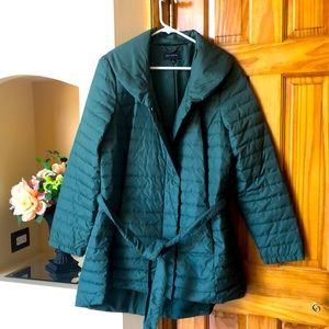 Brand new womens light weight hunter green puffer coat, Sz 14